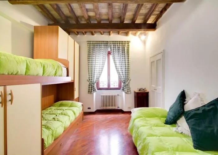 Pantheon Charming アパート